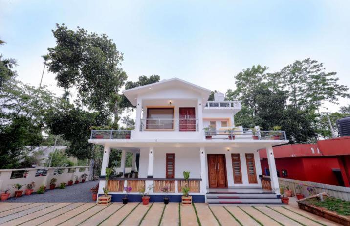 Greenfield Homestay Vythiri Exterior photo