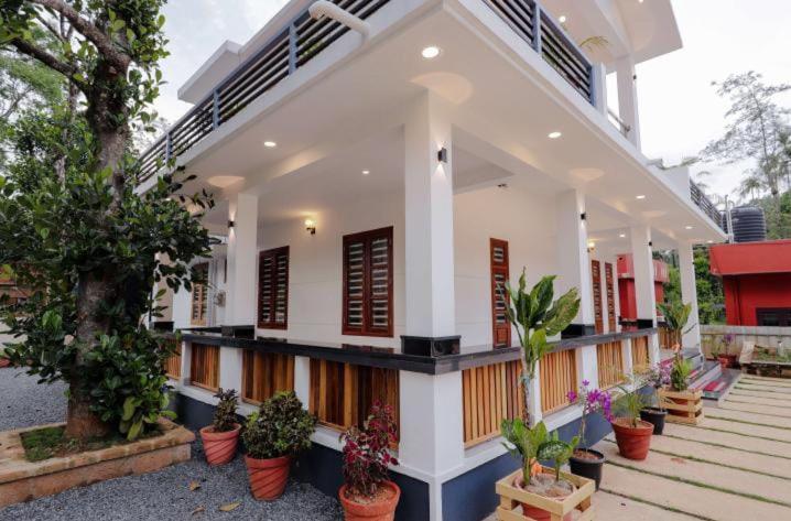 Greenfield Homestay Vythiri Exterior photo